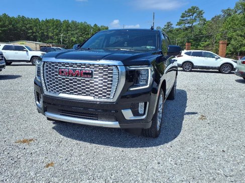 Used 2024 GMC Yukon Denali image 3