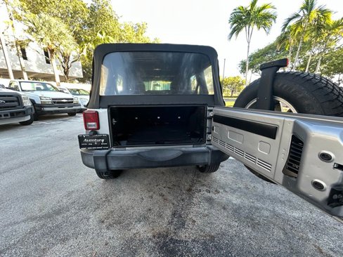 Used 2017 Jeep Wrangler Unlimited Sport image 23
