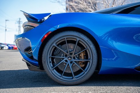 New 2025 McLaren 750S Spider image 31