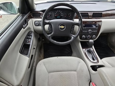 Used 2014 Chevrolet Impala Limited LS image 14