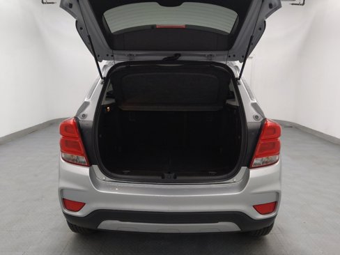 Used 2019 Chevrolet Trax LT w/ LT Convenience Package image 29