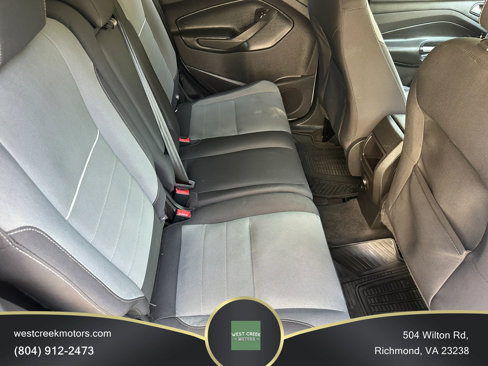 Used 2015 Ford Escape SE image 13