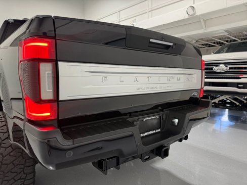 Used 2022 Ford F250 Platinum w/ FX4 Off-Road Package image 11