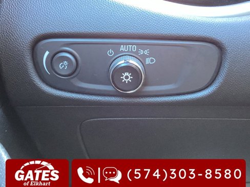 Used 2023 Chevrolet Malibu LT image 23