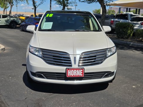 Used 2018 Lincoln MKT AWD w/ Technology Package image 2