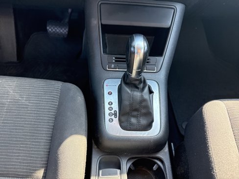 Used 2014 Volkswagen Tiguan S image 13