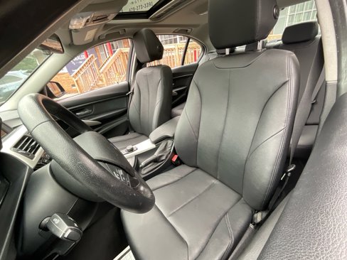 Used 2016 BMW 320i Sedan image 15