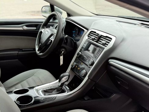 Used 2013 Ford Fusion S image 26