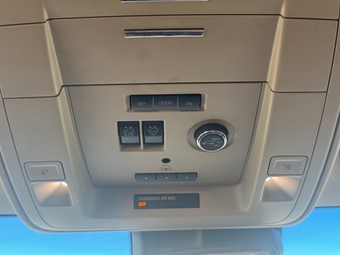 Used 2019 Chevrolet Tahoe Premier image 19