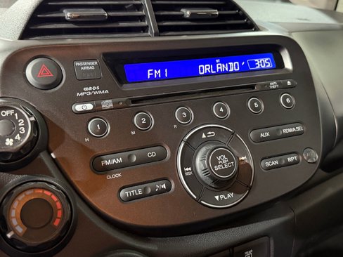 Used 2013 Honda Fit Sport image 24