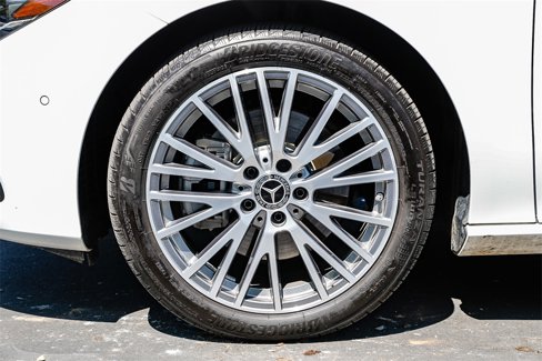 Used 2025 Mercedes-Benz CLA 250 4MATIC image 9