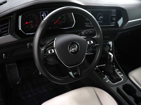 Used 2021 Volkswagen Jetta R-Line image 19