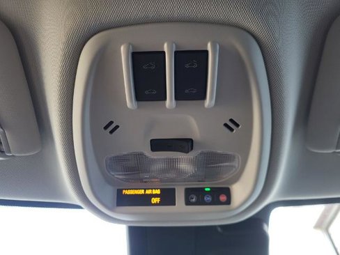 New 2025 Chevrolet Trax ACTIV w/ Sunroof Package image 28