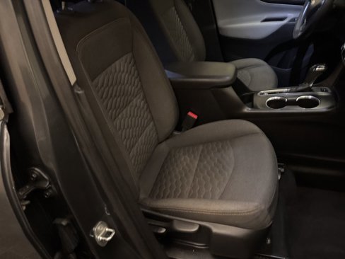 Used 2020 Chevrolet Equinox LT image 23