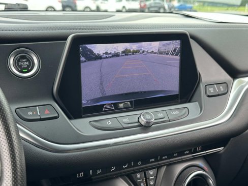 Used 2021 Chevrolet Blazer LT image 19