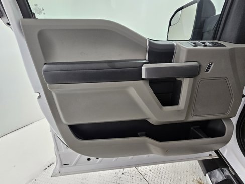Used 2019 Ford F150 XLT w/ Trailer Tow Package image 27