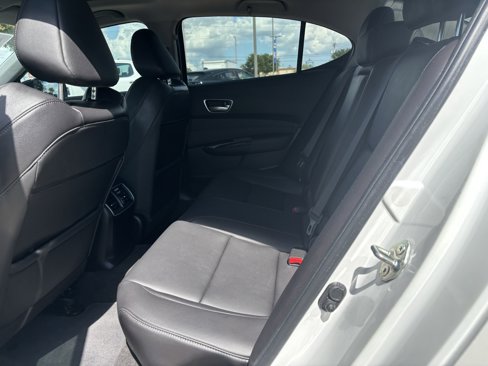 Used 2020 Acura TLX image 15