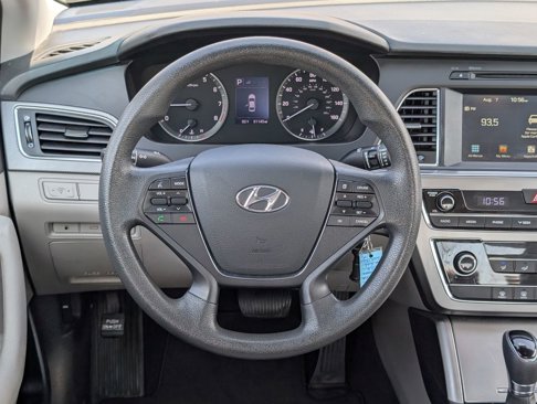 Used 2016 Hyundai Sonata SE image 13