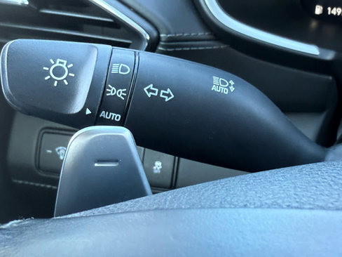 Used 2022 Hyundai Santa Fe SEL Premium image 32