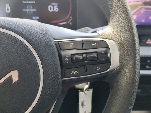 Used 2023 Kia Sportage LX image 22