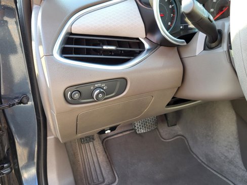 Used 2020 Chevrolet Malibu LT image 18