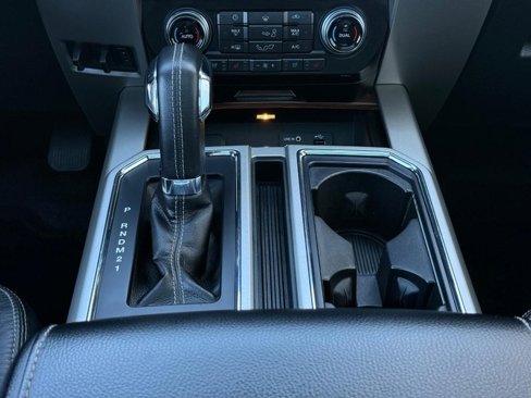 Used 2015 Ford F150 Lariat w/ Equipment Group 502A Luxury image 12