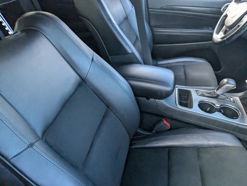 Used 2020 Jeep Grand Cherokee Altitude image 5