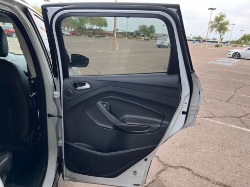 Used 2014 Ford Escape SE w/ Equipment Group 201A image 16