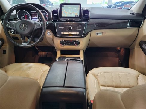 Used 2017 Mercedes-Benz GLE 350 image 28