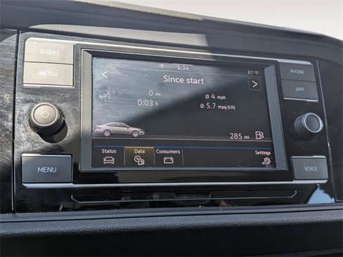 Used 2024 Volkswagen Jetta SE image 18