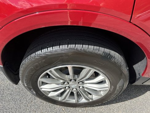 Used 2019 Cadillac XT5 Luxury image 12