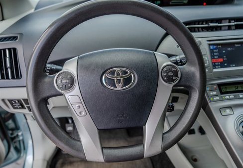 Used 2015 Toyota Prius image 15