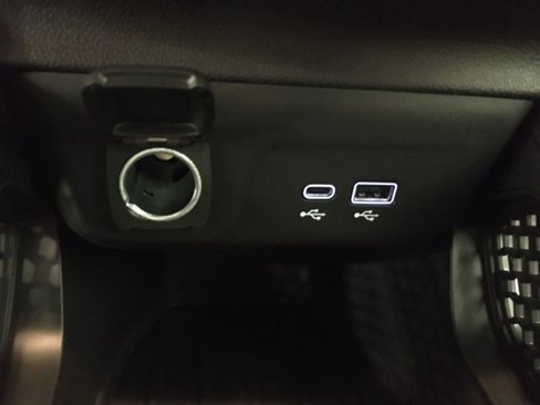 New 2025 Chevrolet TrailBlazer RS w/ Driver Confidence Package image 24
