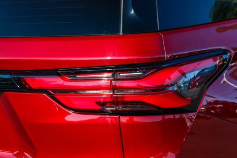 Used 2022 Chevrolet Traverse LT image 11