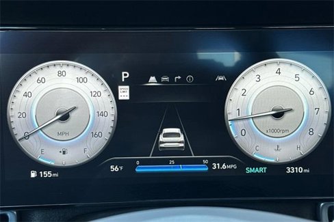 Used 2024 Hyundai Elantra SEL image 25