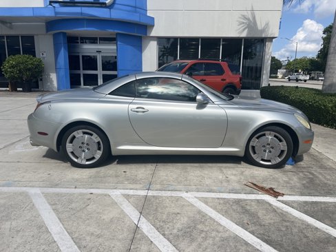 Used 2004 Lexus SC 430 Convertible image 4