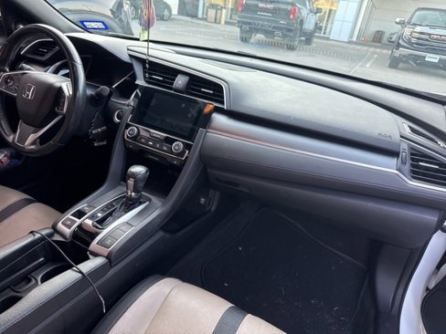 Used 2018 Honda Civic EX-L image 9