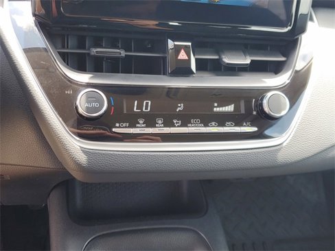 Used 2023 Toyota Corolla LE image 22