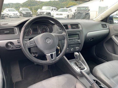 Used 2014 Volkswagen Jetta SE image 12