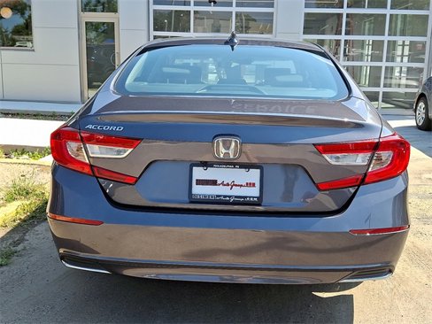 Used 2019 Honda Accord EX image 5