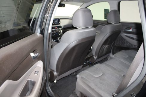 Used 2019 Hyundai Santa Fe SE image 24
