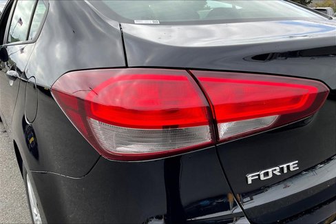 Certified 2018 Kia Forte LX w/ LX Popular Package image 22