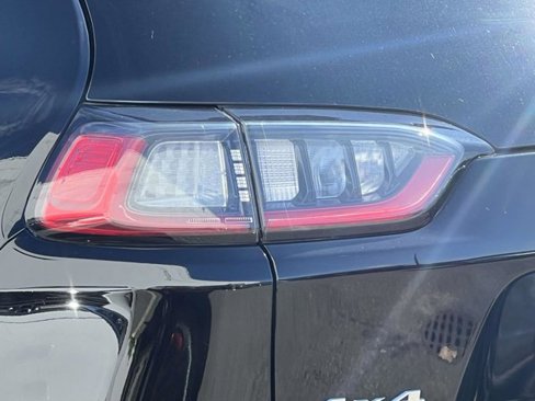 Certified 2022 Jeep Cherokee Limited image 8