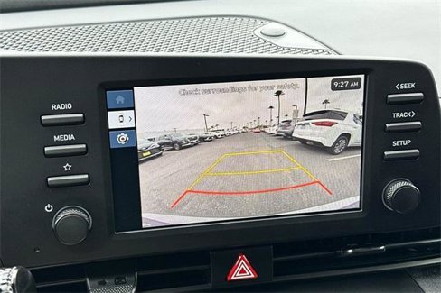 Used 2025 Hyundai Elantra Sport image 19