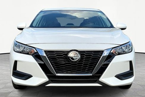 Used 2020 Nissan Sentra SV image 2