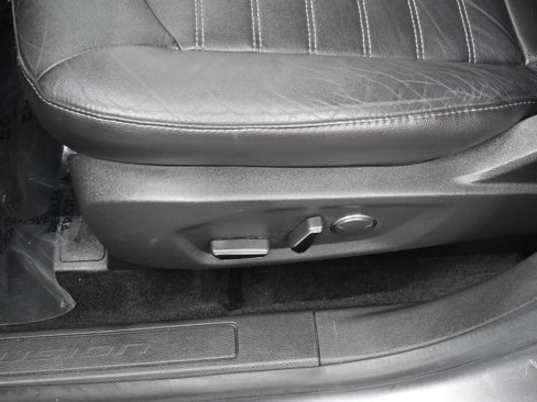 Used 2014 Ford Fusion Energi SE image 11