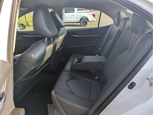 Used 2023 Toyota Camry SE image 28