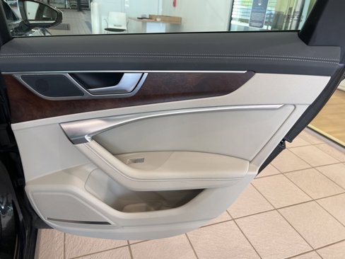 Used 2021 Audi A6 Premium Plus image 20