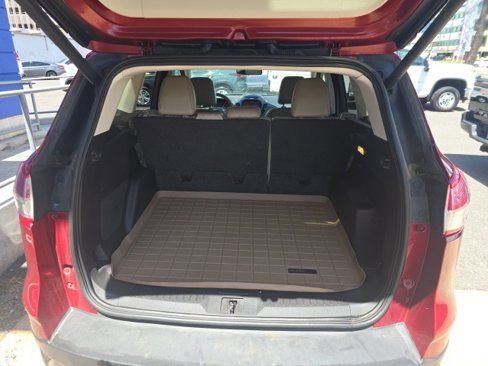 Used 2015 Ford Escape Titanium w/ Equipment Group 301A image 9
