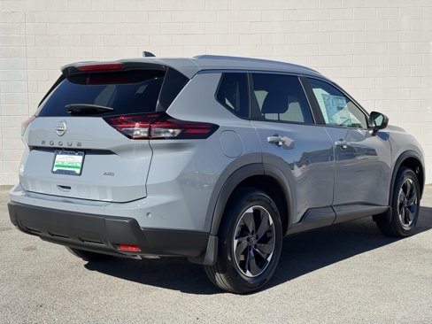 New 2026 Nissan Rogue SV image 7